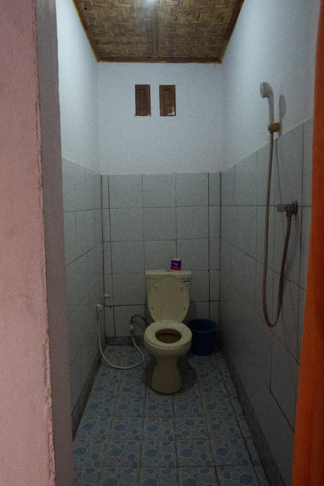 Ramdan Homestay Kuta  Luaran gambar