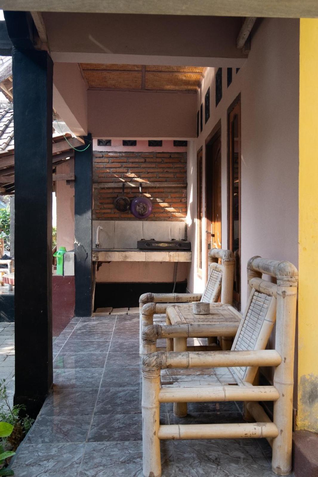 Ramdan Homestay Kuta  Luaran gambar