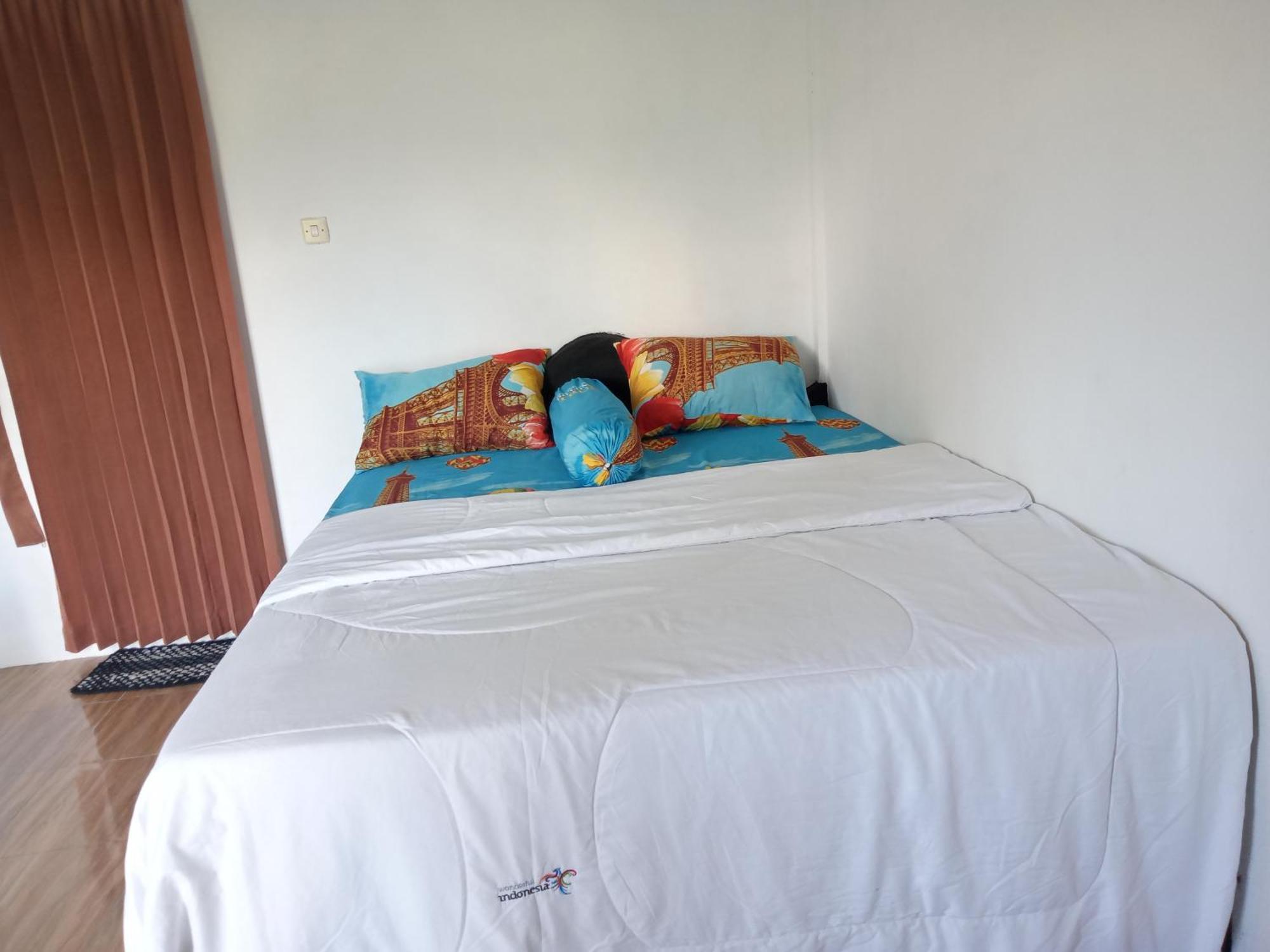 Ramdan Homestay Kuta  Bilik gambar