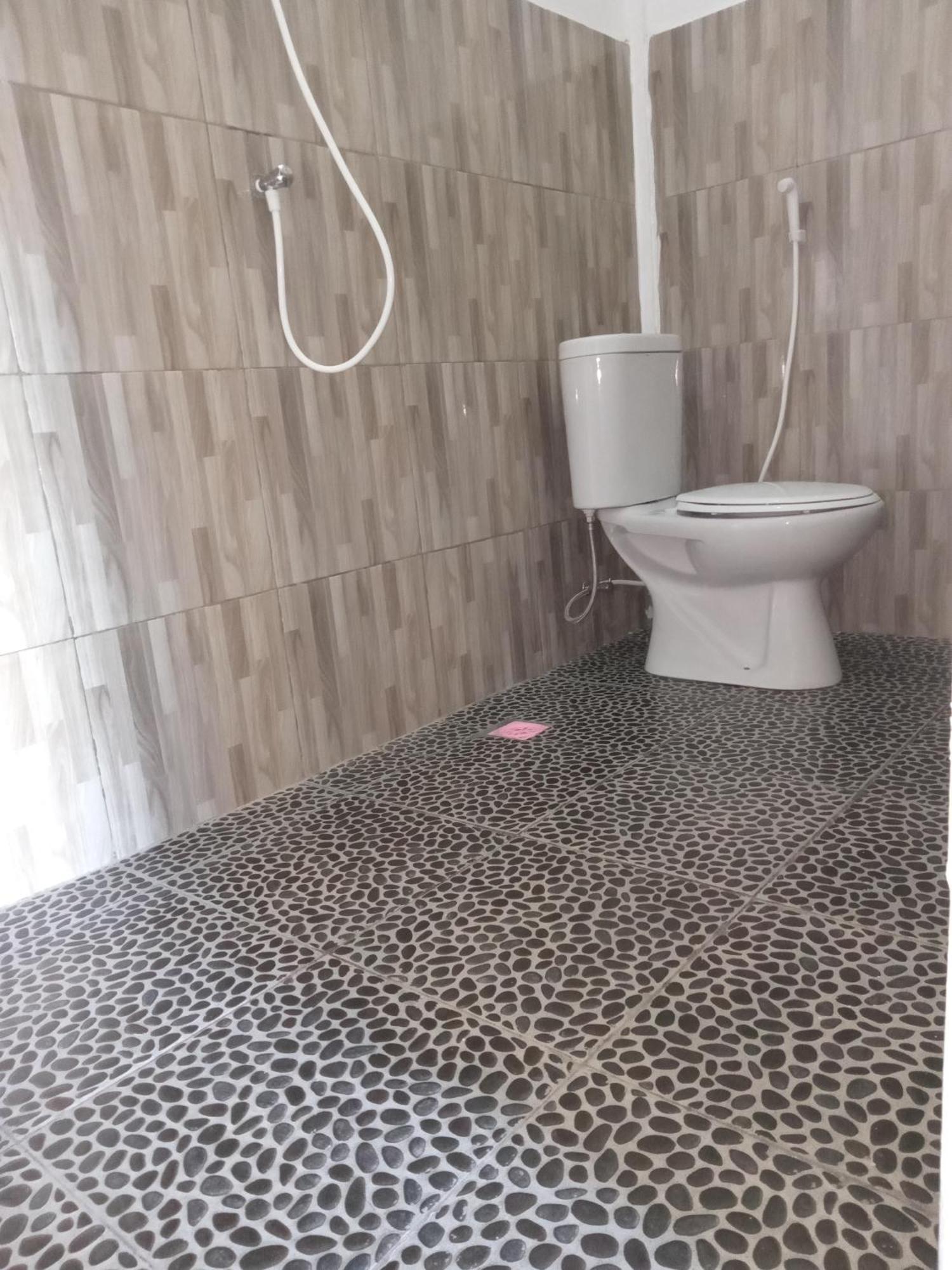 Ramdan Homestay Kuta  Luaran gambar