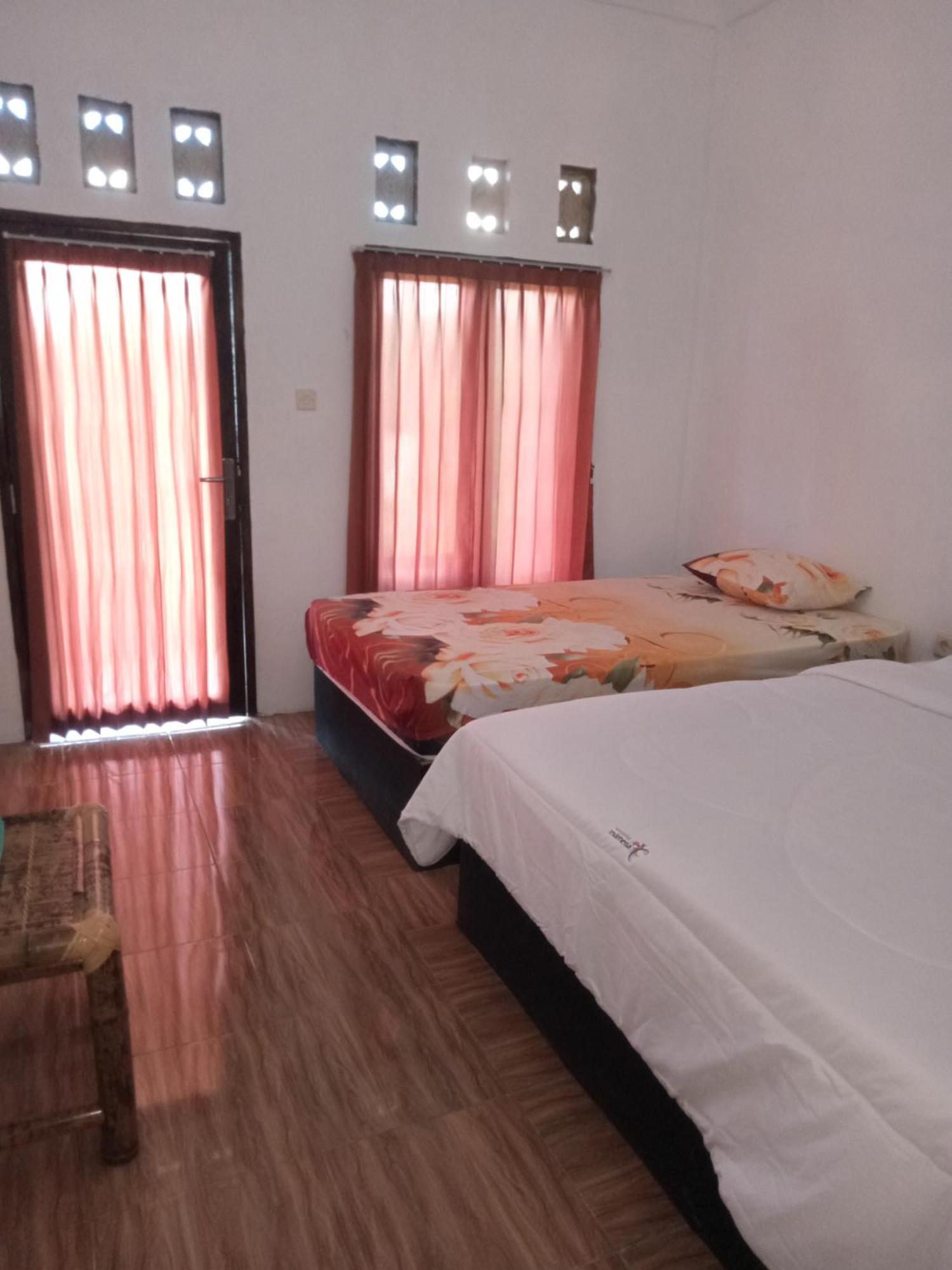 Ramdan Homestay Kuta  Bilik gambar