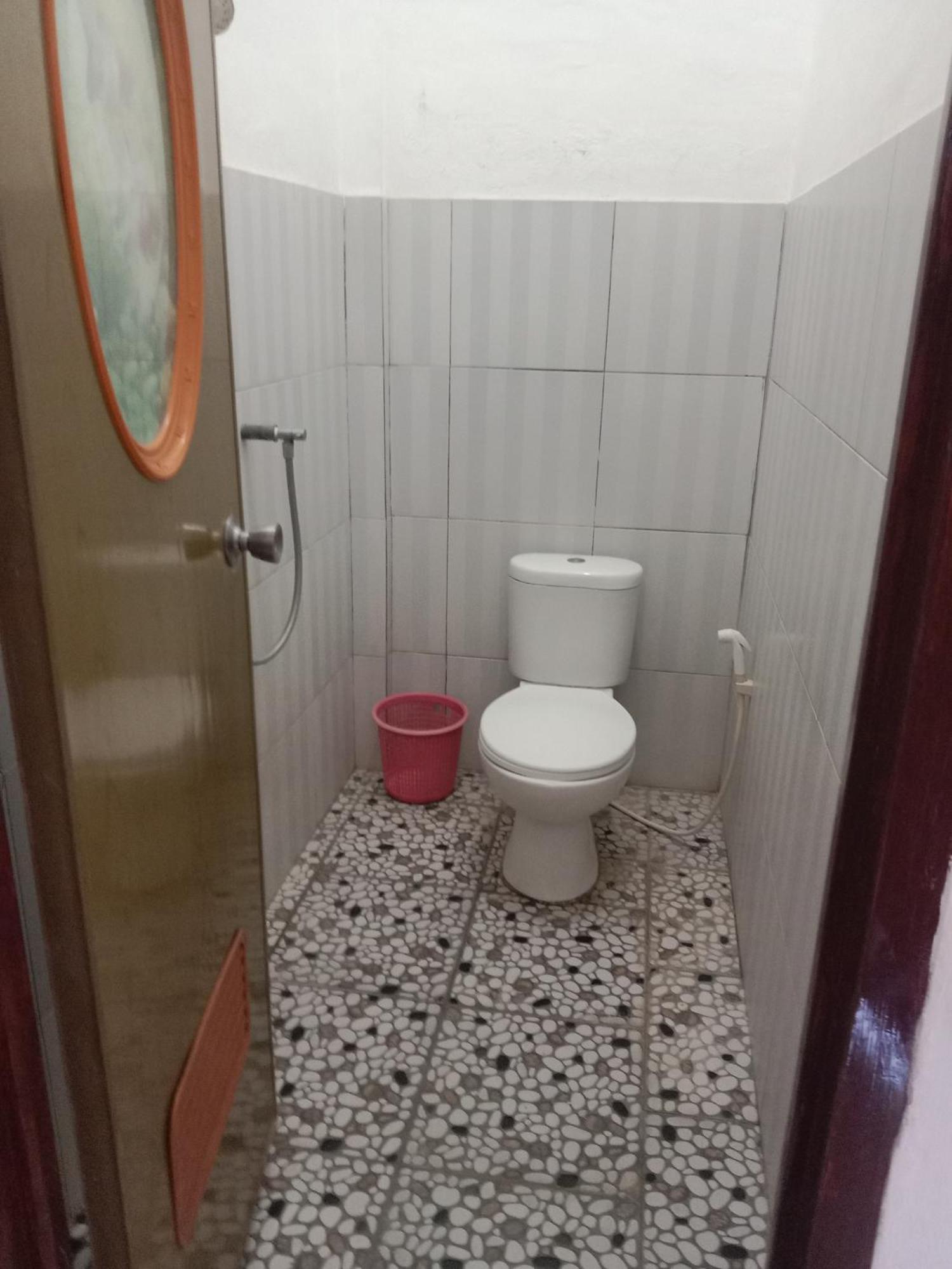 Ramdan Homestay Kuta  Luaran gambar