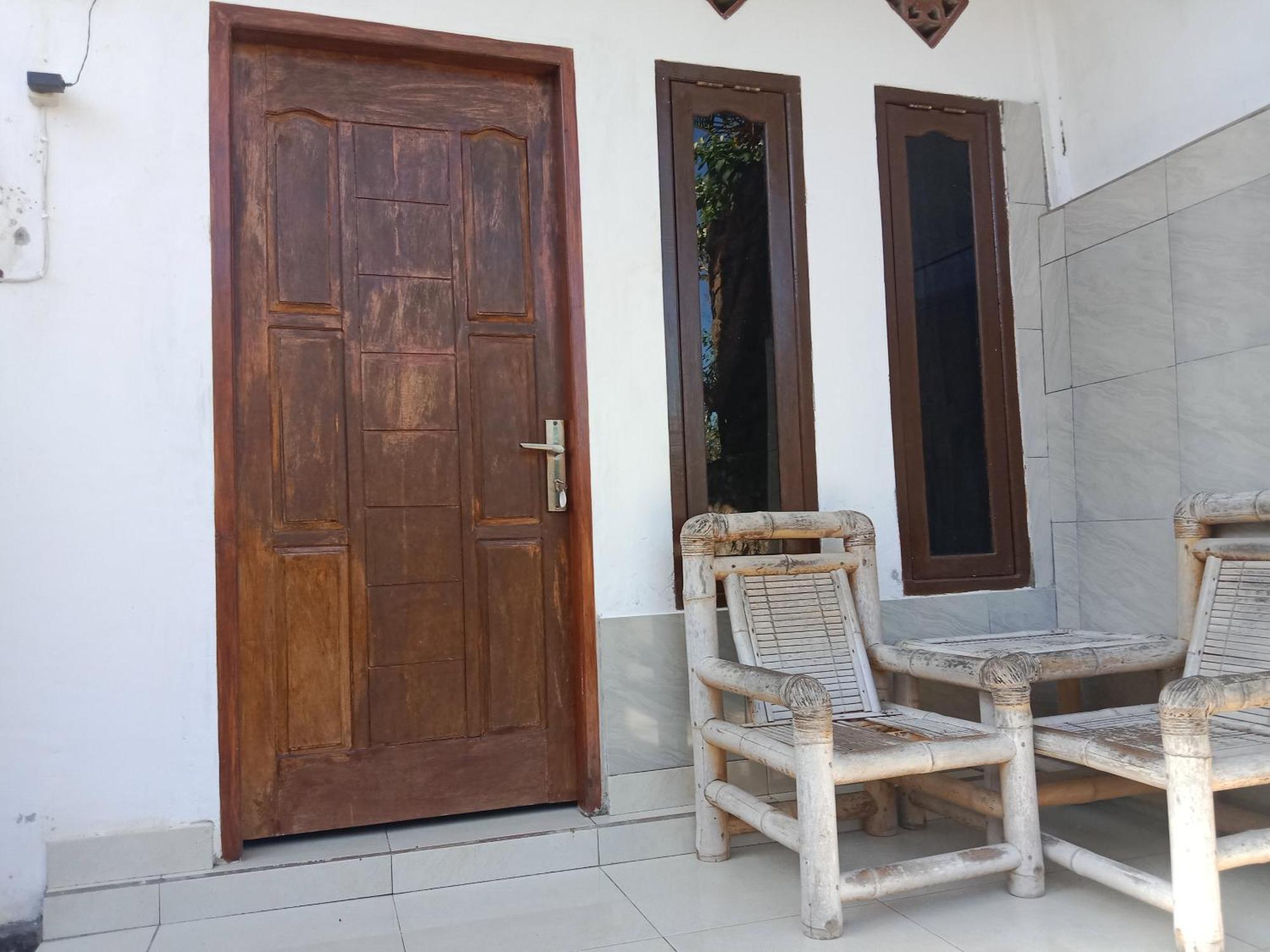 Ramdan Homestay Kuta  Luaran gambar