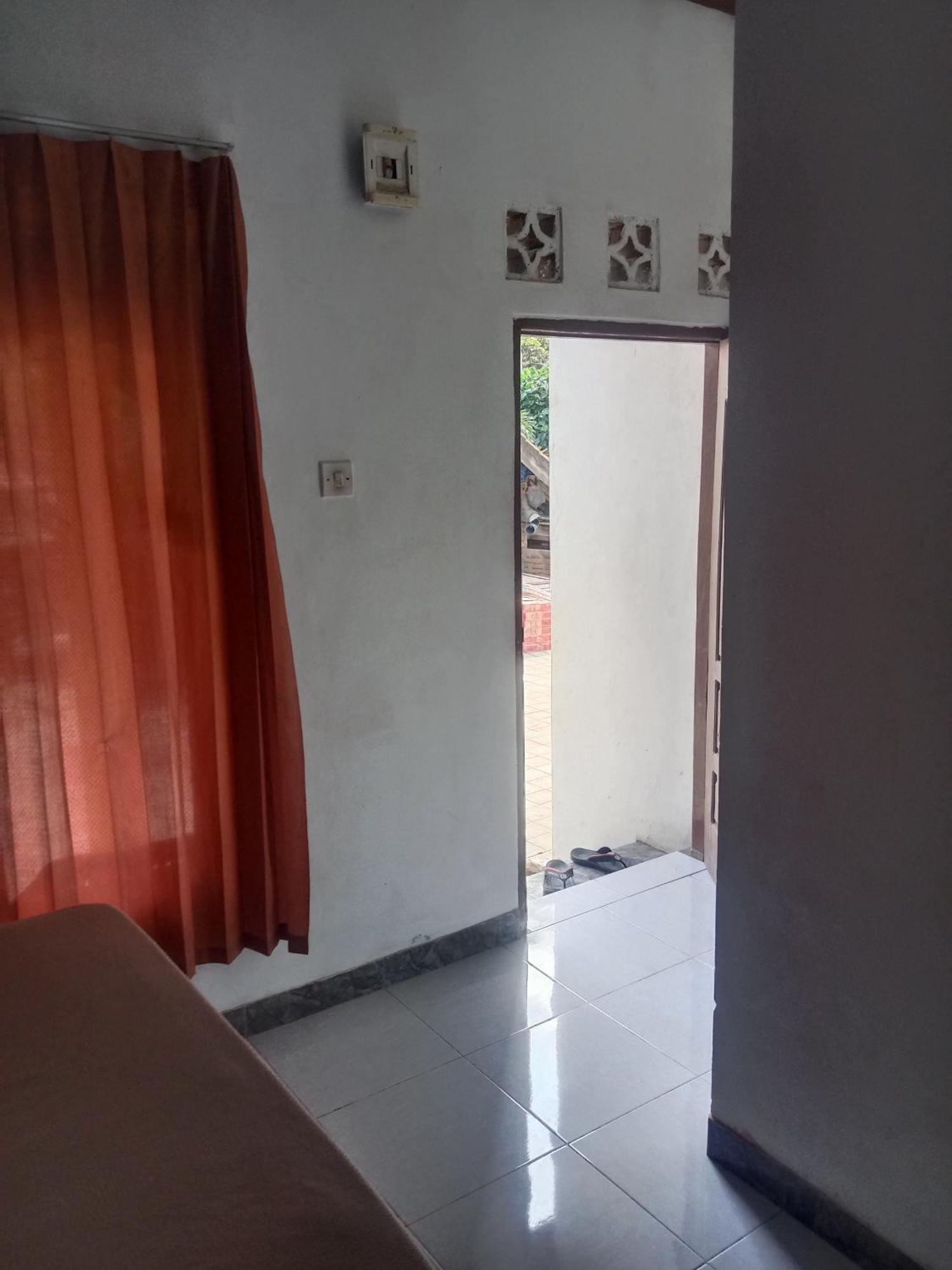 Ramdan Homestay Kuta  Luaran gambar
