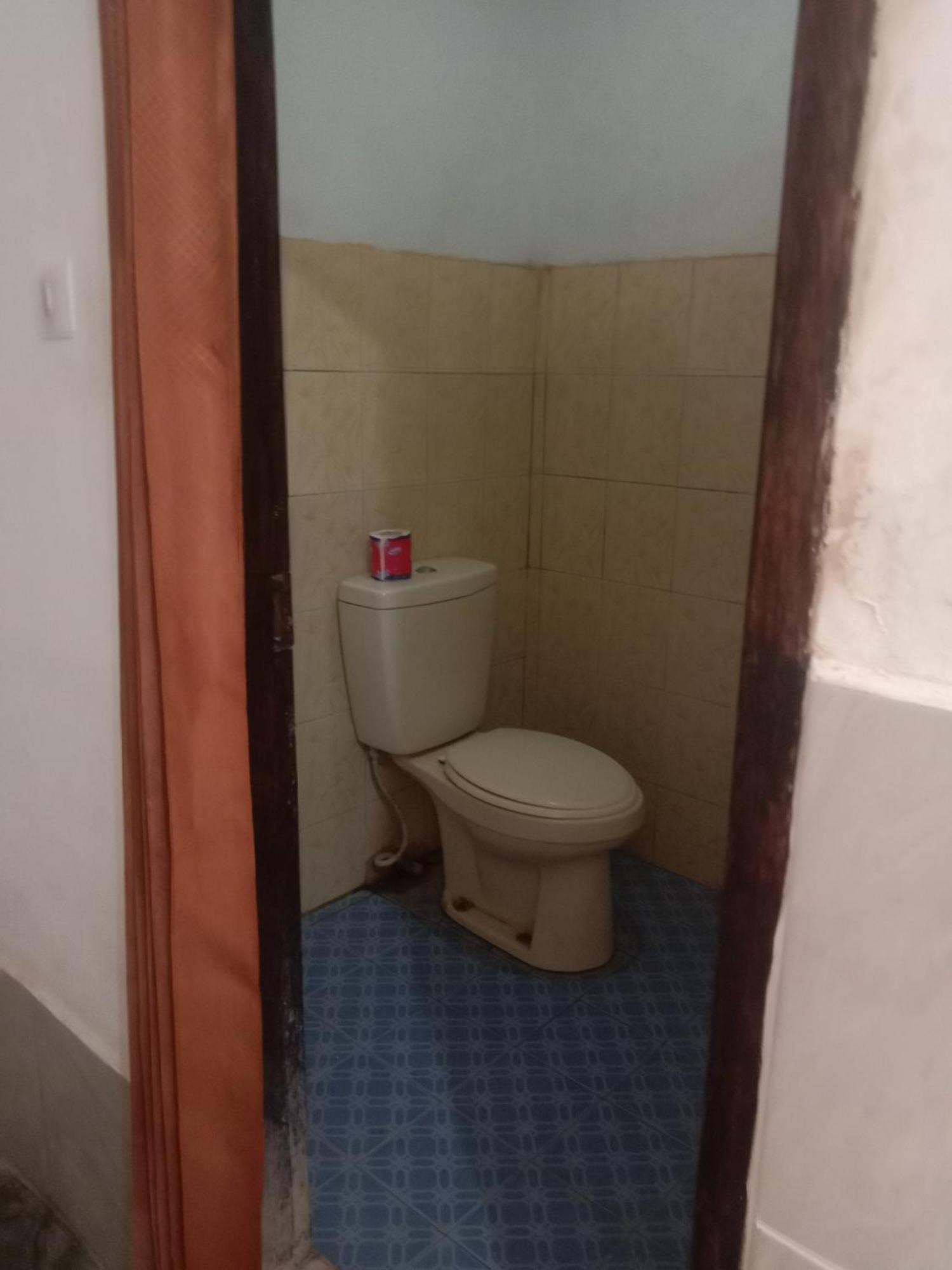 Ramdan Homestay Kuta  Luaran gambar