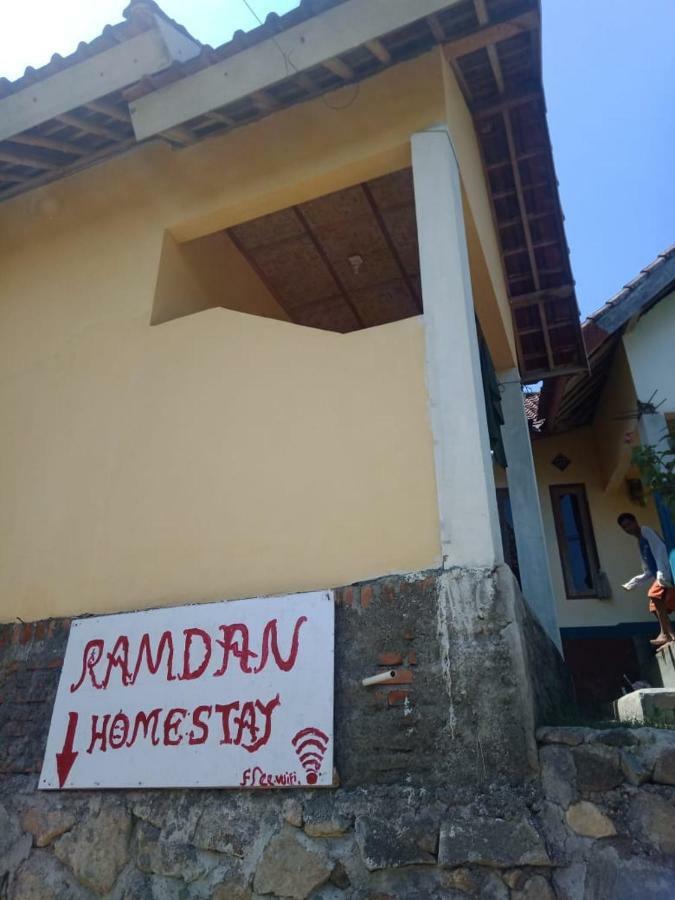 Ramdan Homestay Kuta  Luaran gambar
